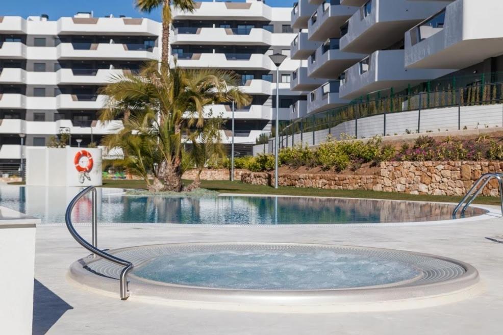 Apartament Gaudi Arenales del Sol Bagian luar foto